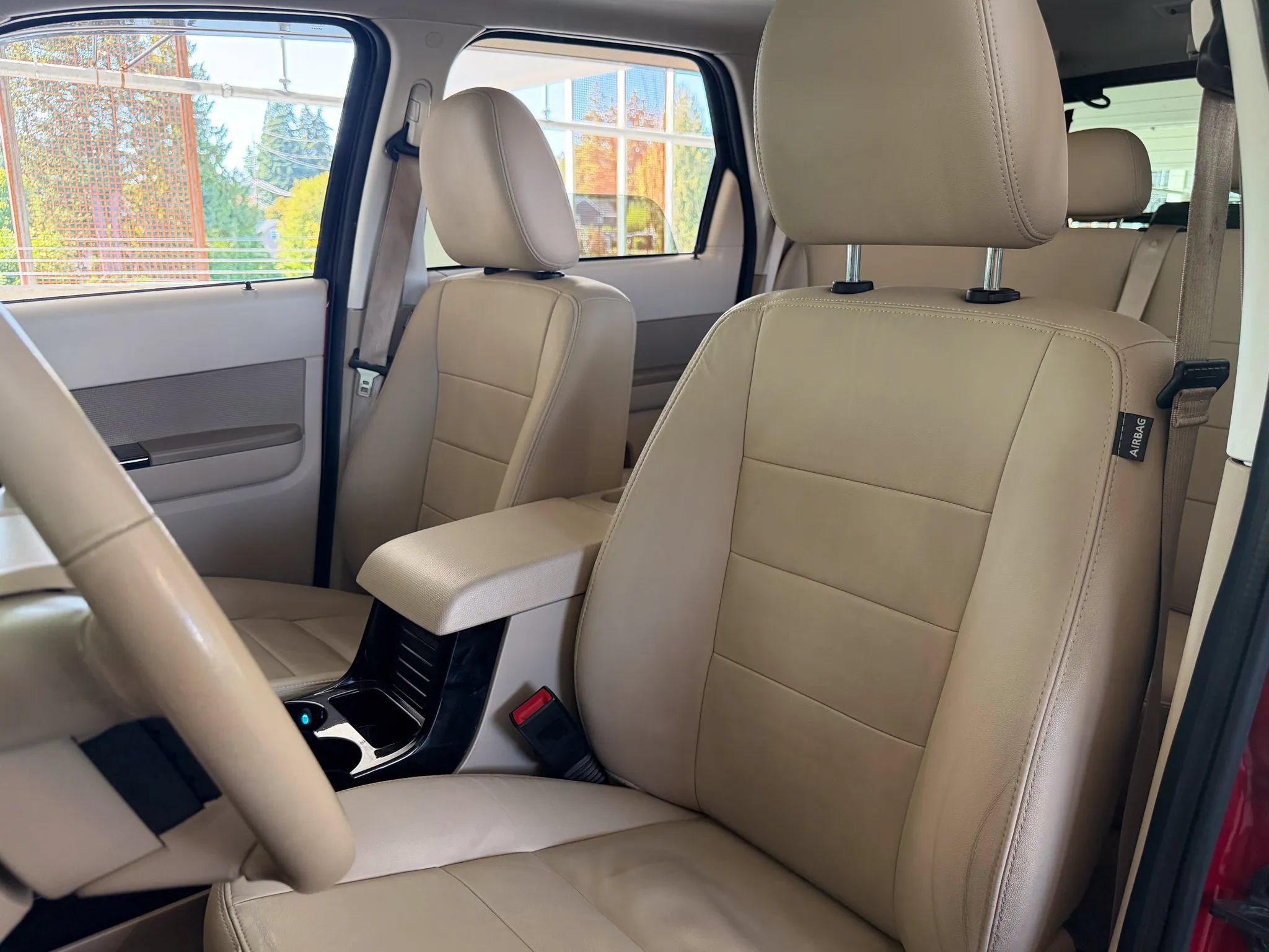 Used 2011 Ford Escape Limited w/ 302A Rapid Spec Order Code AWD/4WD image 18