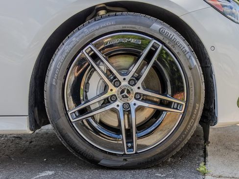 Used 2025 Mercedes-Benz E 350 Sedan w/ Multicontour Seating Package image 30
