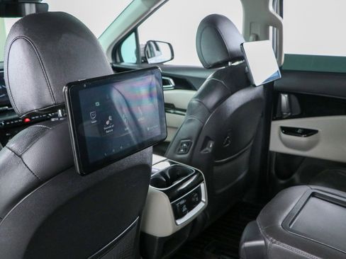 Used 2024 Kia Carnival SX Prestige FWD image 26