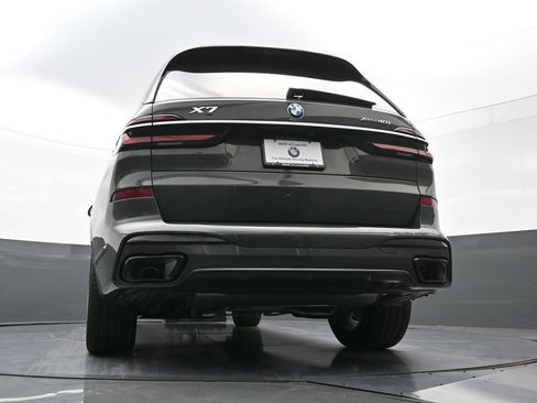 New 2026 BMW X7 xDrive40i w/ M Sport Package AWD/4WD image 27