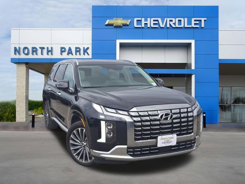 Used 2024 Hyundai Palisade Calligraphy AWD/4WD image 1