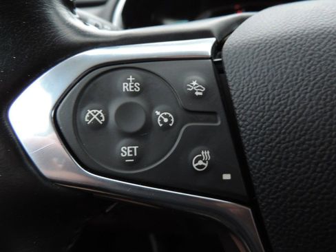 Used 2020 Chevrolet Traverse RS image 30