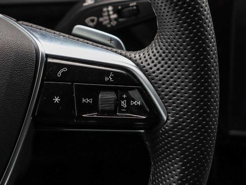 Used 2023 Audi e-tron S Prestige w/ Prestige Package image 20