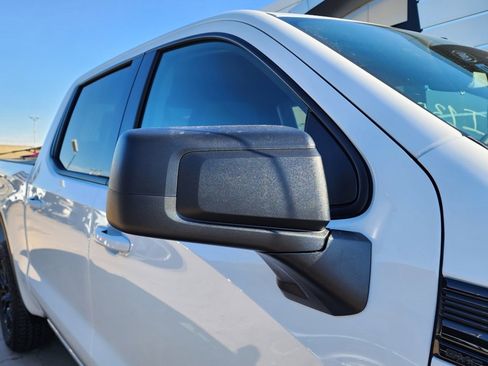 New 2026 GMC Sierra 1500 Elevation image 12