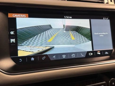 Used 2017 Land Rover Range Rover HSE image 22