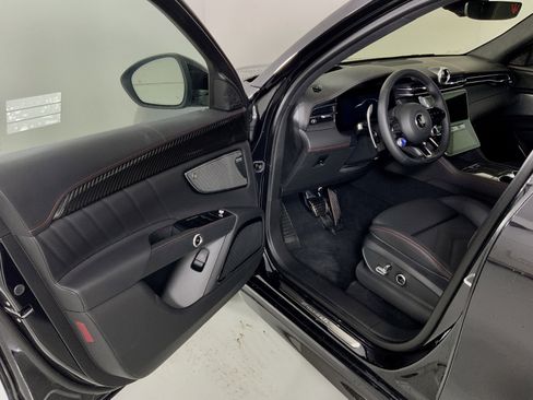 New 2026 Maserati Grecale Trofeo image 18