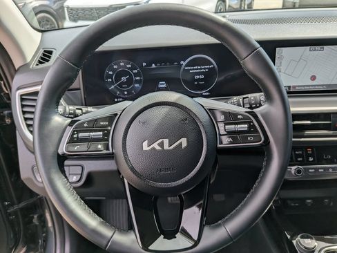 Certified 2026 Kia Seltos EX w/ EX Sunroof Package FWD image 29