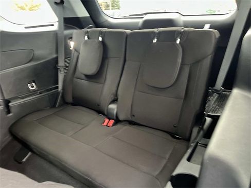 Certified 2023 Ford Explorer XLT image 15