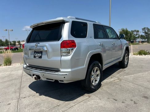 Used 2012 Toyota 4Runner SR5 AWD/4WD image 8