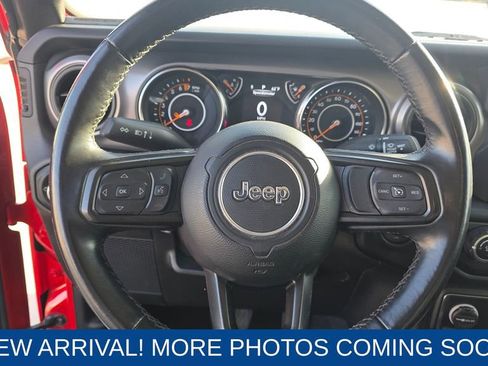 Used 2021 Jeep Gladiator Willys image 14