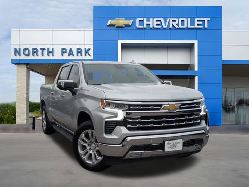 Used 2022 Chevrolet Silverado 1500 LTZ w/ LTZ Convenience Package II image 1