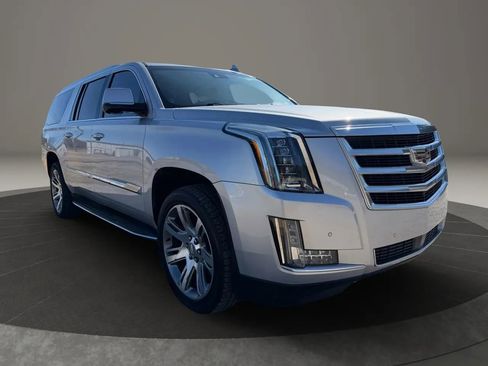 Used 2015 Cadillac Escalade ESV Premium image 7