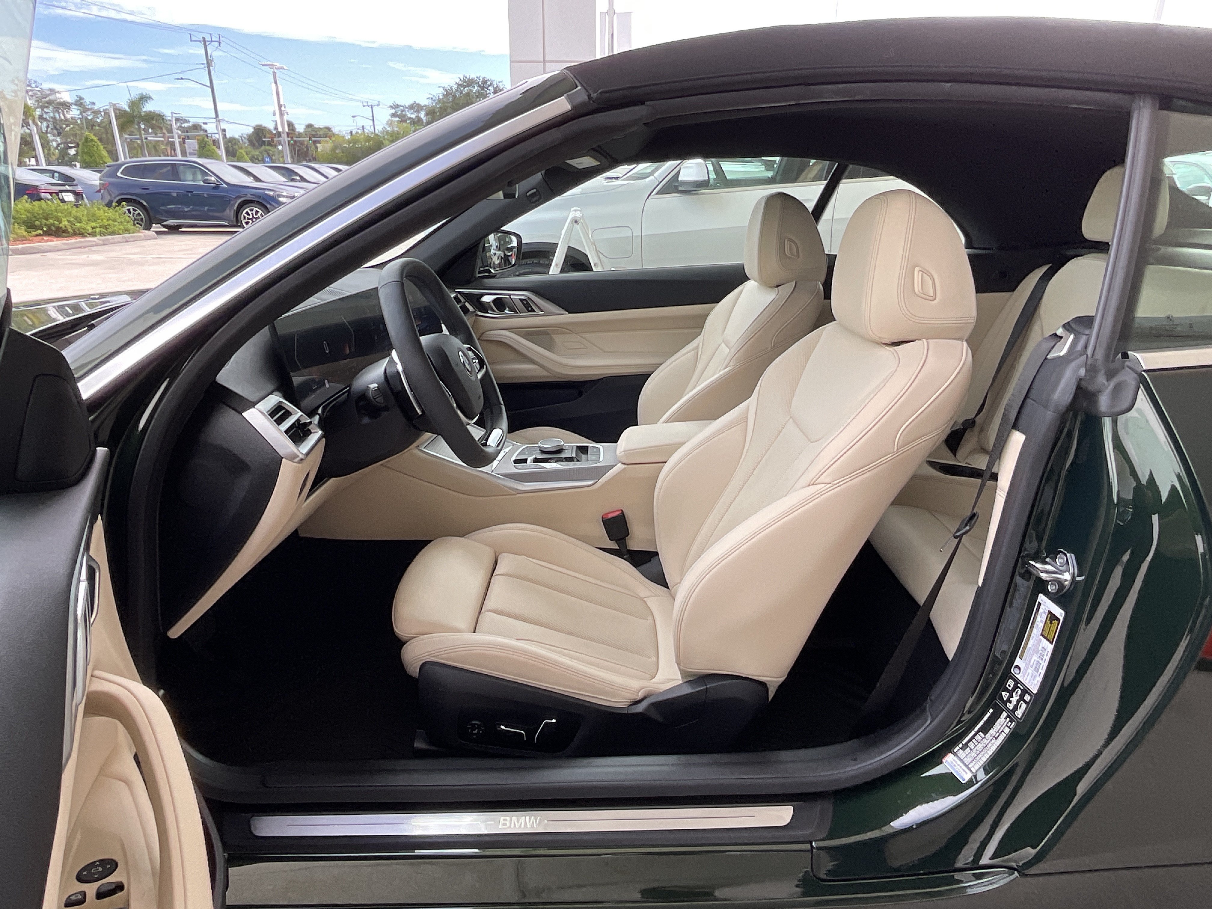 Certified 2025 BMW 430i xDrive Convertible w/ Premium Package AWD/4WD image 16