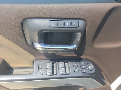 Used 2016 Chevrolet Silverado 1500 LTZ Z71 w/ LTZ Plus Package AWD/4WD image 20
