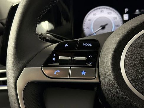 New 2026 Hyundai Elantra Limited image 22