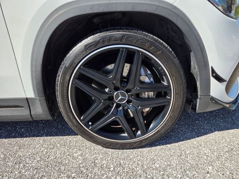 Used 2022 Mercedes-Benz GLA 35 AMG AMG GLA 35 image 10