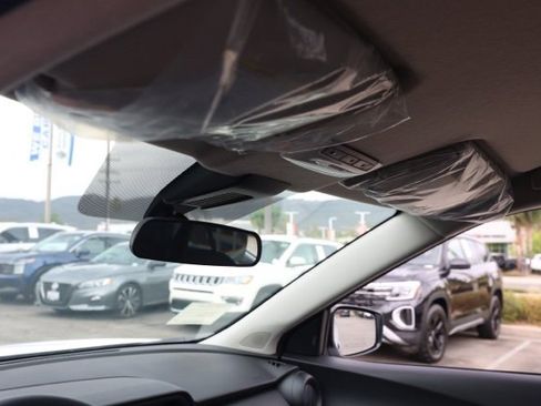 New 2025 Nissan Kicks Play S image 13