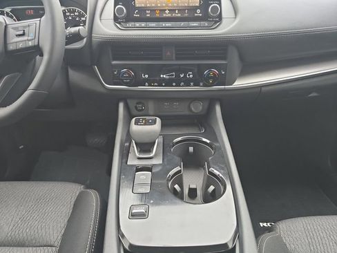 New 2026 Nissan Rogue SV w/ Cold Weather Package FWD image 3