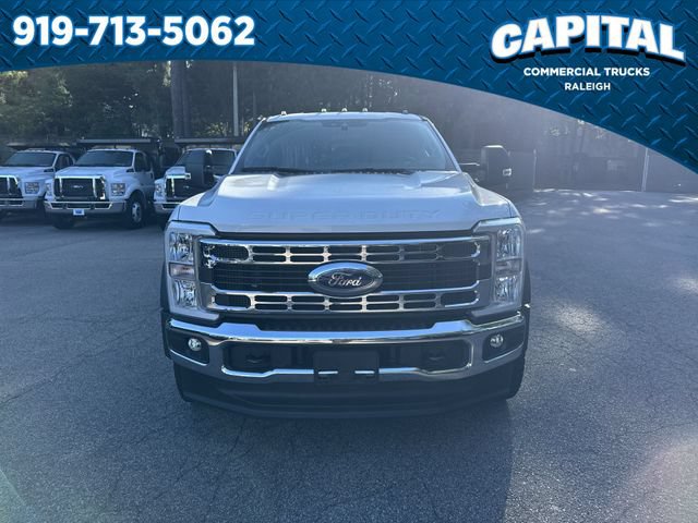 New 2026 Ford F550 4x4 Crew Cab image 4