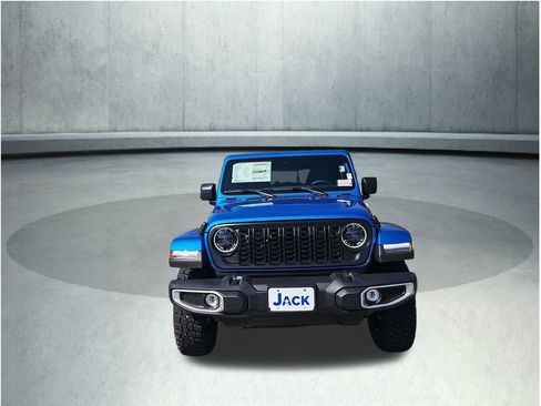 New 2025 Jeep Gladiator Sport image 8