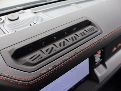 Used 2025 Ford Bronco Raptor w/ Interior Carbon Fiber Pack AWD/4WD image 27