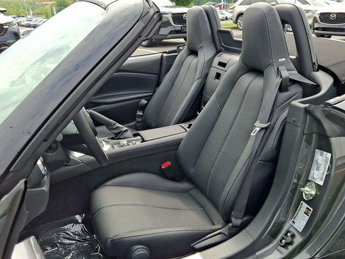 New 2026 MAZDA MX-5 Miata Grand Touring w/ Weather Package RWD image 9