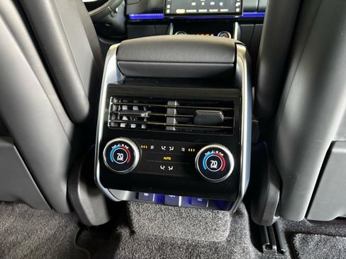 Used 2022 Land Rover Range Rover SE AWD/4WD image 21