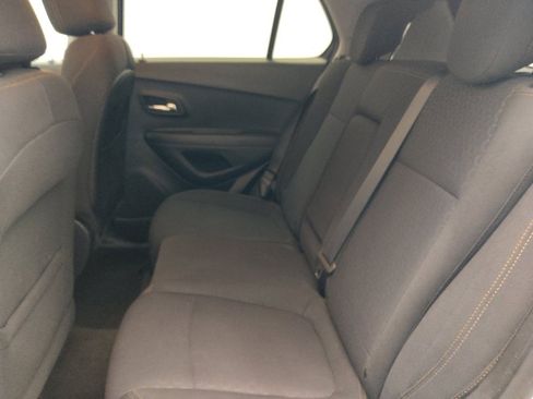 Used 2020 Chevrolet Trax LS w/ Tint and Cruise Package FWD image 18