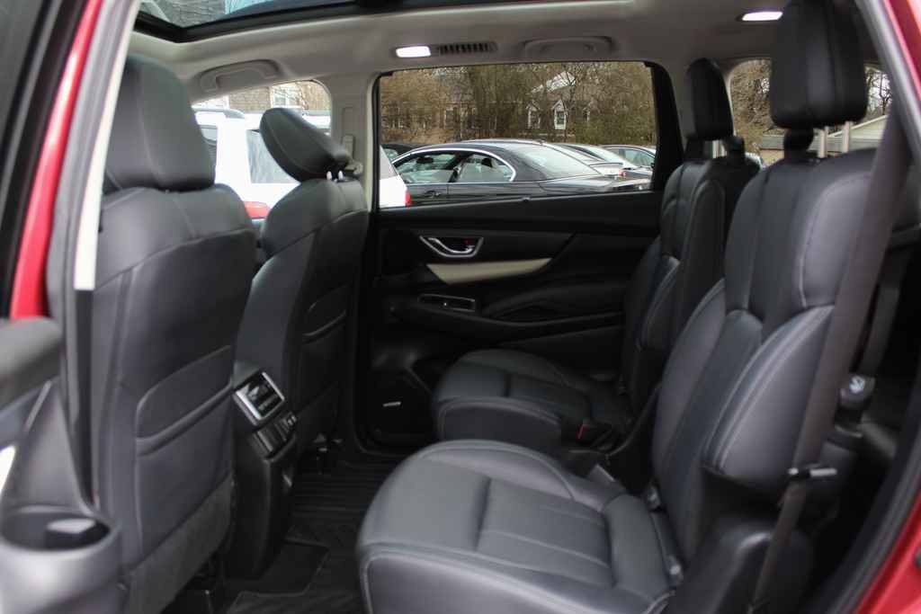 Used 2020 Subaru Ascent Limited w/ Technology Package AWD/4WD image 29