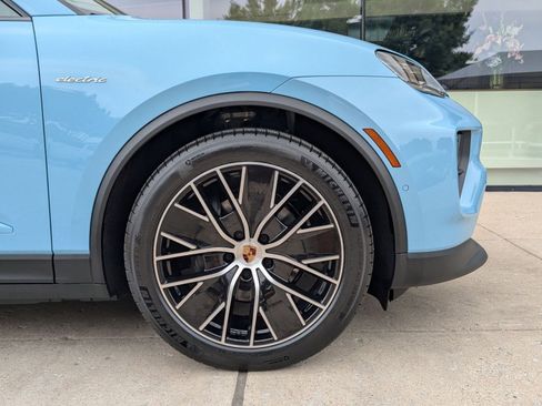 New 2026 Porsche Macan Electric RWD image 11