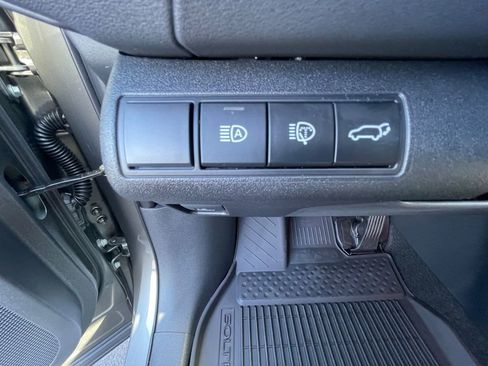 New 2026 Subaru Solterra image 24