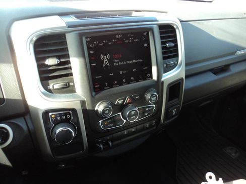 Used 2018 RAM 1500 Lone Star RWD image 12