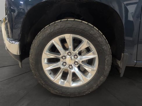 Used 2020 Chevrolet Silverado 1500 LTZ image 14