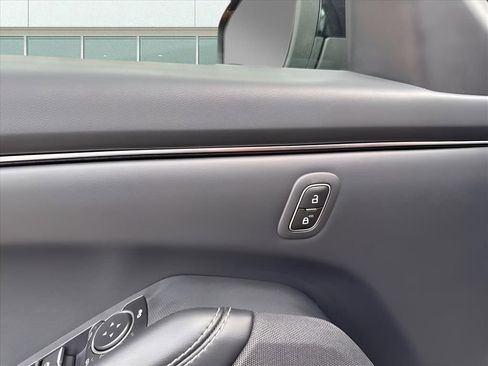 New 2023 Ford Mustang Mach-E Select image 16