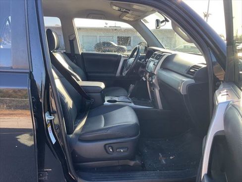 Used 2019 Toyota 4Runner SR5 Premium image 27