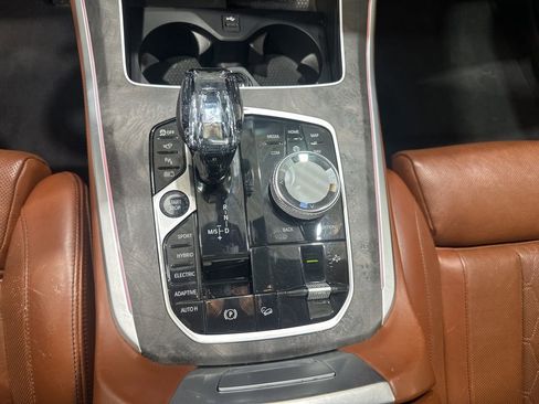 Used 2022 BMW X5 xDrive45e image 26