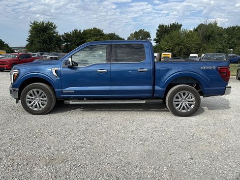 Used 2025 Ford F150 Lariat w/ Equipment Group 502A High AWD/4WD image 3