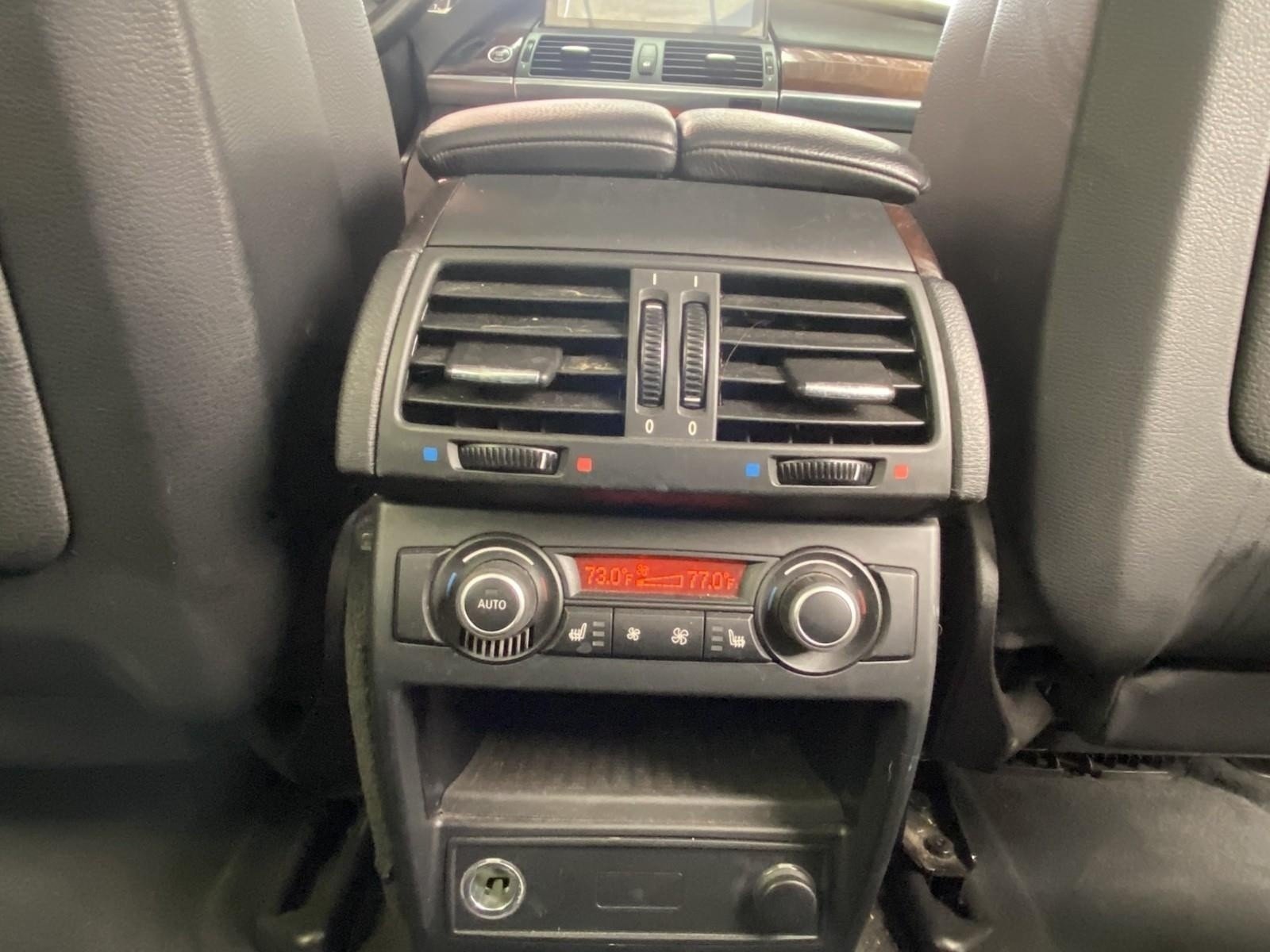 Used 2013 BMW X5 xDrive50i w/ Sport Activity Pkg AWD/4WD image 15