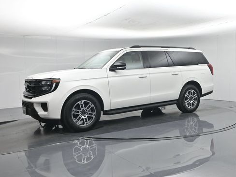 Certified 2025 Ford Expedition Max Active RWD image 33