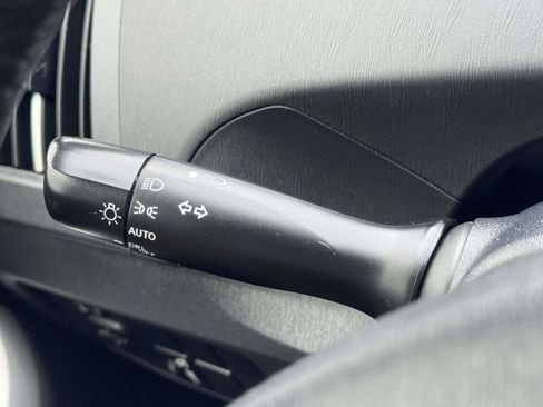 Used 2014 Toyota Prius Four image 36