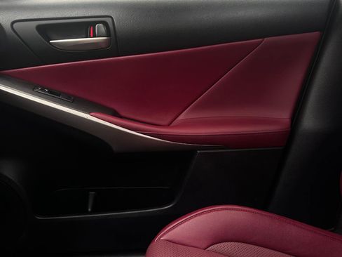 Used 2019 Lexus IS 300 F Sport w/ F Sport Package RWD image 23