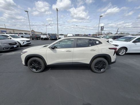 New 2026 Chevrolet Trax ACTIV w/ Sunroof Package image 5