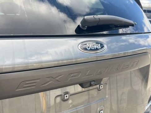 Used 2023 Ford Explorer Timberline w/ Timberline Technology Package AWD/4WD image 22