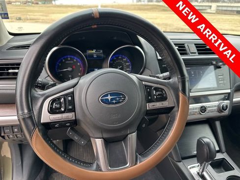 Used 2017 Subaru Outback 2.5i Touring w/ Popular Package #5A image 10