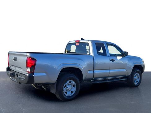 Used 2023 Toyota Tacoma SR image 7