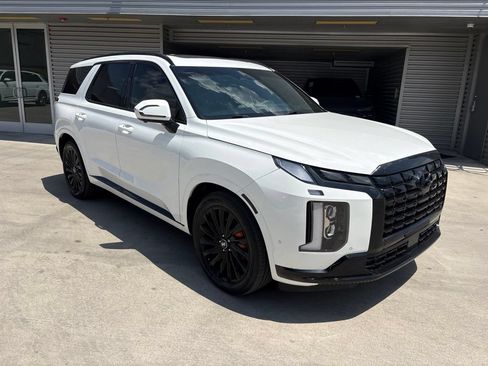 Used 2025 Hyundai Palisade Calligraphy AWD/4WD image 3