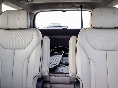 Used 2024 Hyundai Palisade Calligraphy image 27