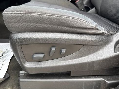 Used 2017 Chevrolet Silverado 1500 LT w/ All Star Edition image 18