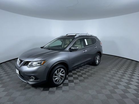 Used 2015 Nissan Rogue SL w/ SL Premium Package AWD/4WD image 4