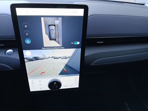 Used 2024 Ford Mustang Mach-E Select image 9